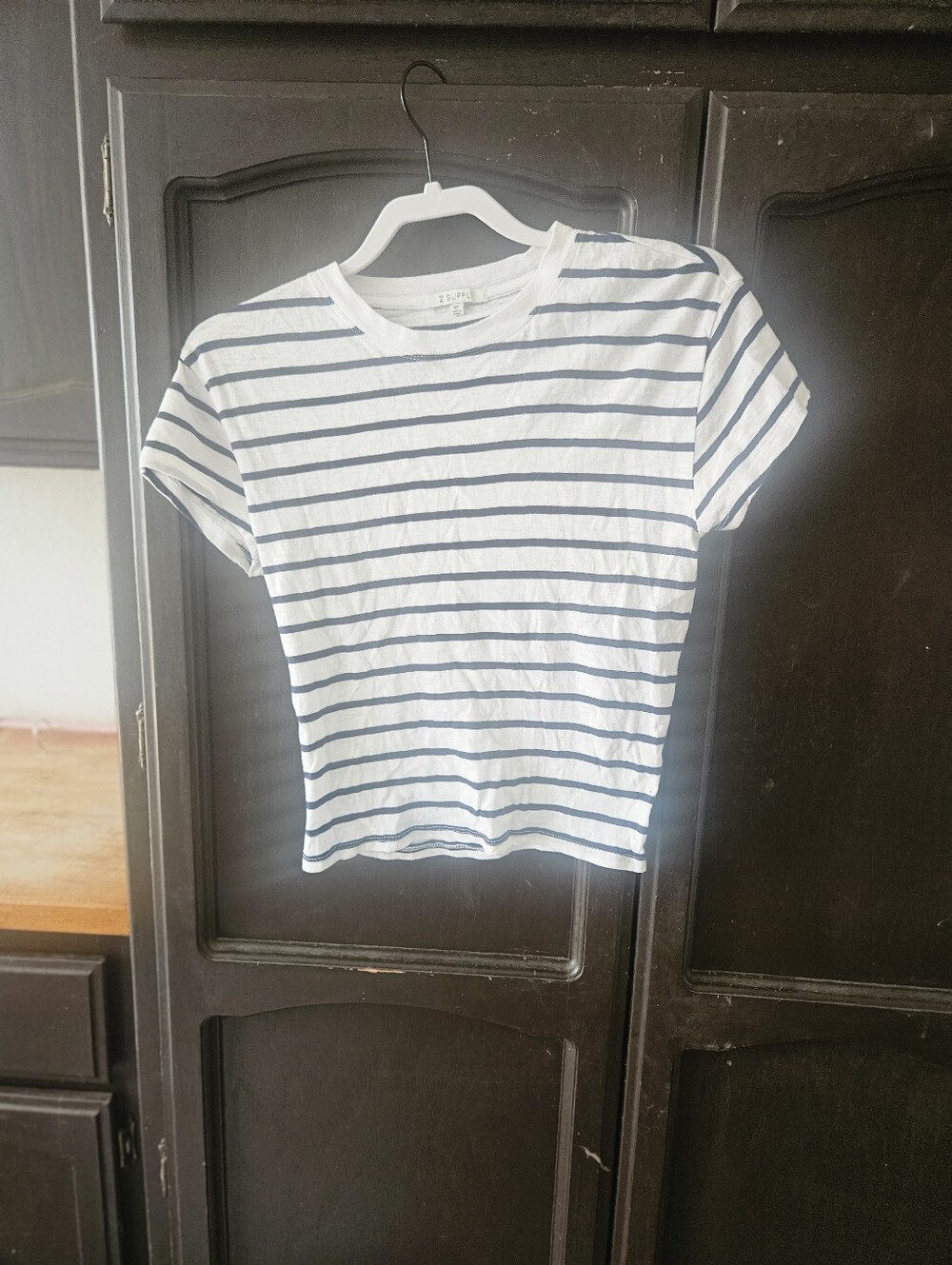 Z Supply Navy & White Boxy Style Cropped T Shirt